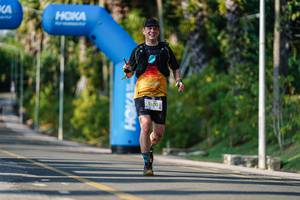 BIB: 2100
                            <button type="button" onclick="openModal(22573890)" class="btn btn-primary btn-sm float-right btn-popup" data-toggle="modal" data-target=".modal-high-quality">
                        <i class="fas fa-shopping-cart"></i> Add to Cart
                    </button>
                                            <button type="button" onclick="isThisMe(22573890, true)" class="btn btn-success btn-sm float-right btn-popup btn-isme hidden" data-toggle="tooltip" data-placement="bottom" title="นี่คือรูปของคุณใช่ไหม คลิกที่นี่เพื่อเอาเข้าอัลบั้ม">
                        <i class="fas fa-plus"></i> Add to album
                    </button>
                    <button type="button" onclick="isThisMe(22573890, false)" class="btn btn-warning btn-sm float-right btn-popup btn-isnotme hidden">
                        <i class="fas fa-ban"></i> Remove from album
                    </button>